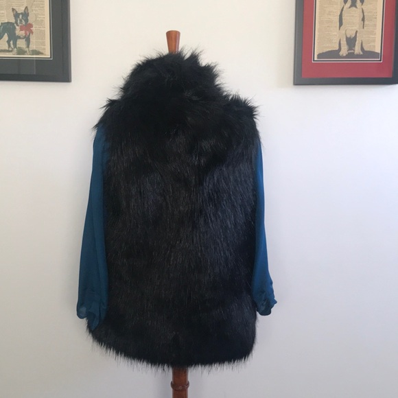 Mob Wife NWOT faux super soft black fur vest - Picture 4 of 4